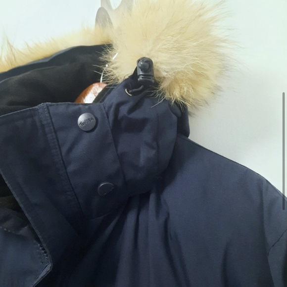 TUNDRA Polar Extreme Down Coat sz L - Picture 4 of 5
